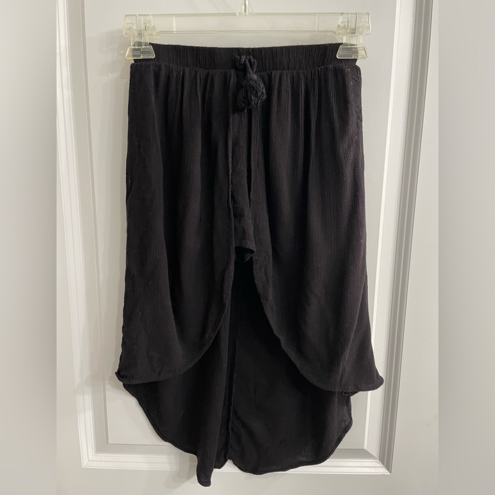 Art class girls black shorts with high-low overskirt
